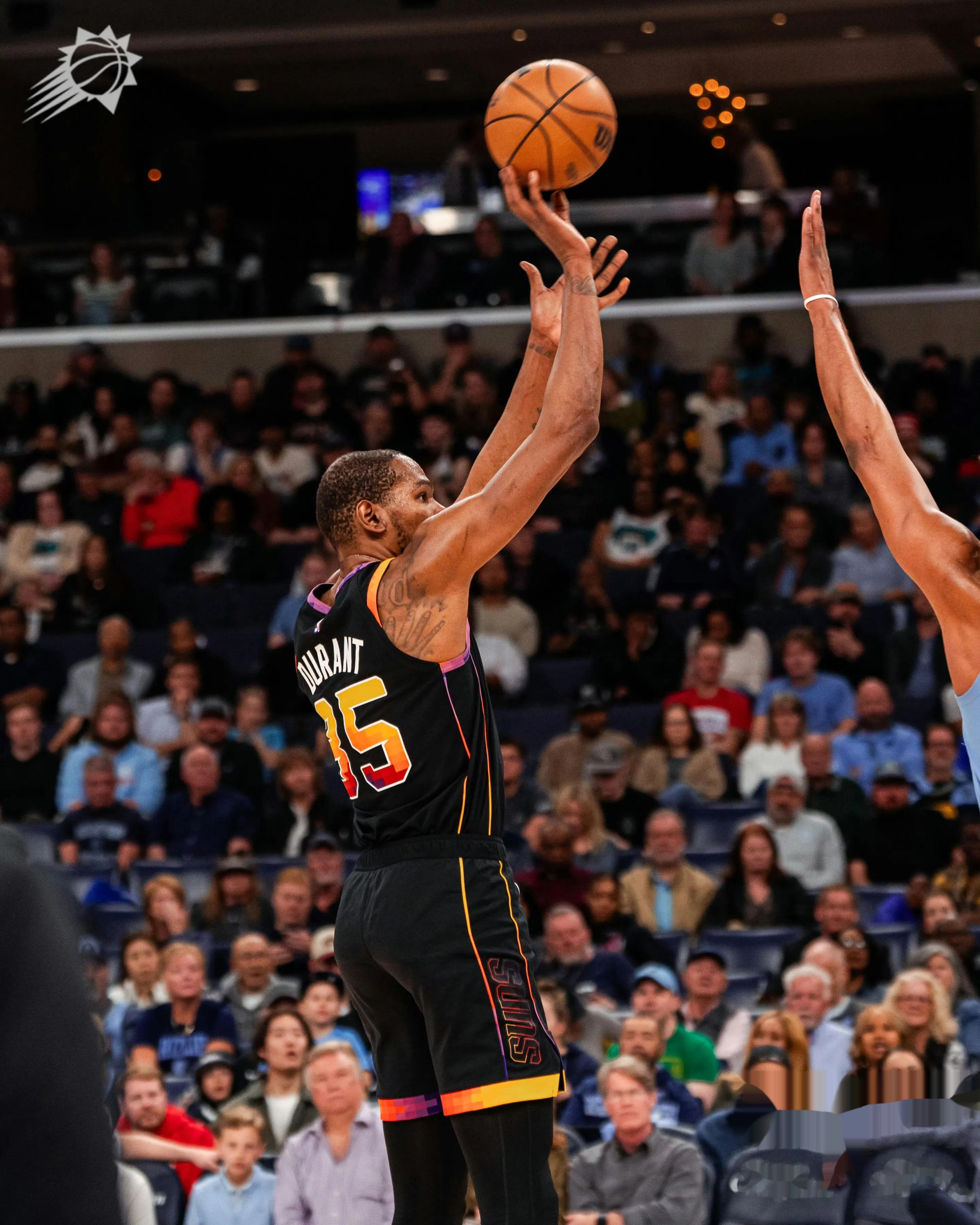 掘金险胜黄蜂，杜兰特关键表现点燃全场！的简单介绍